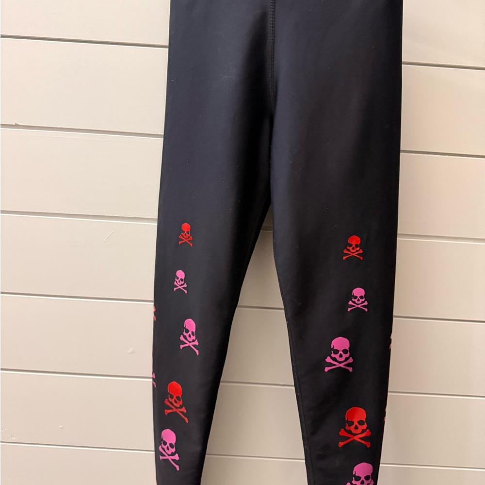 Ultracor Black cycling Leggings with Vibrant Skull Design